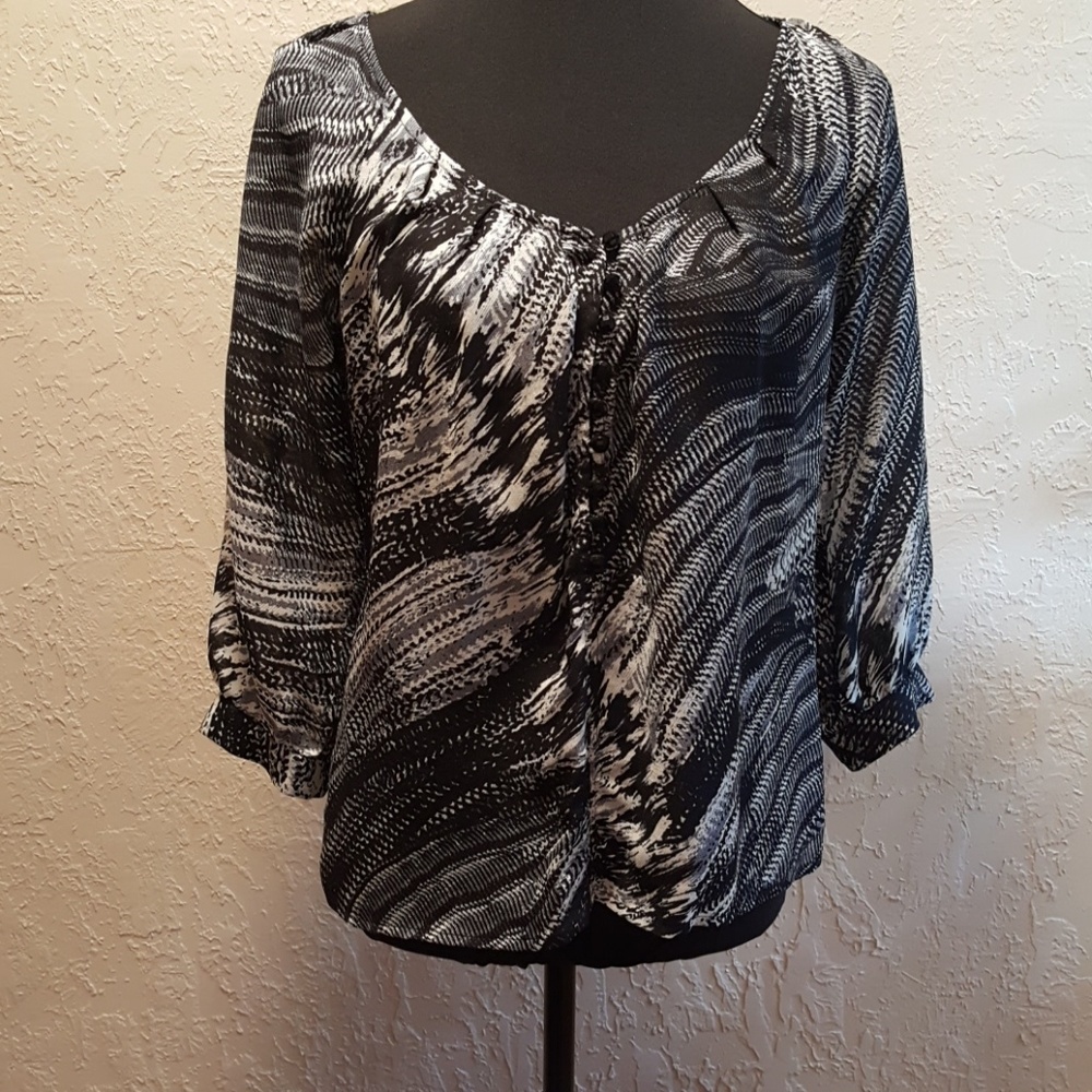 ⬇️Anthro Twelfth Street by Cynthia Vincet Top M